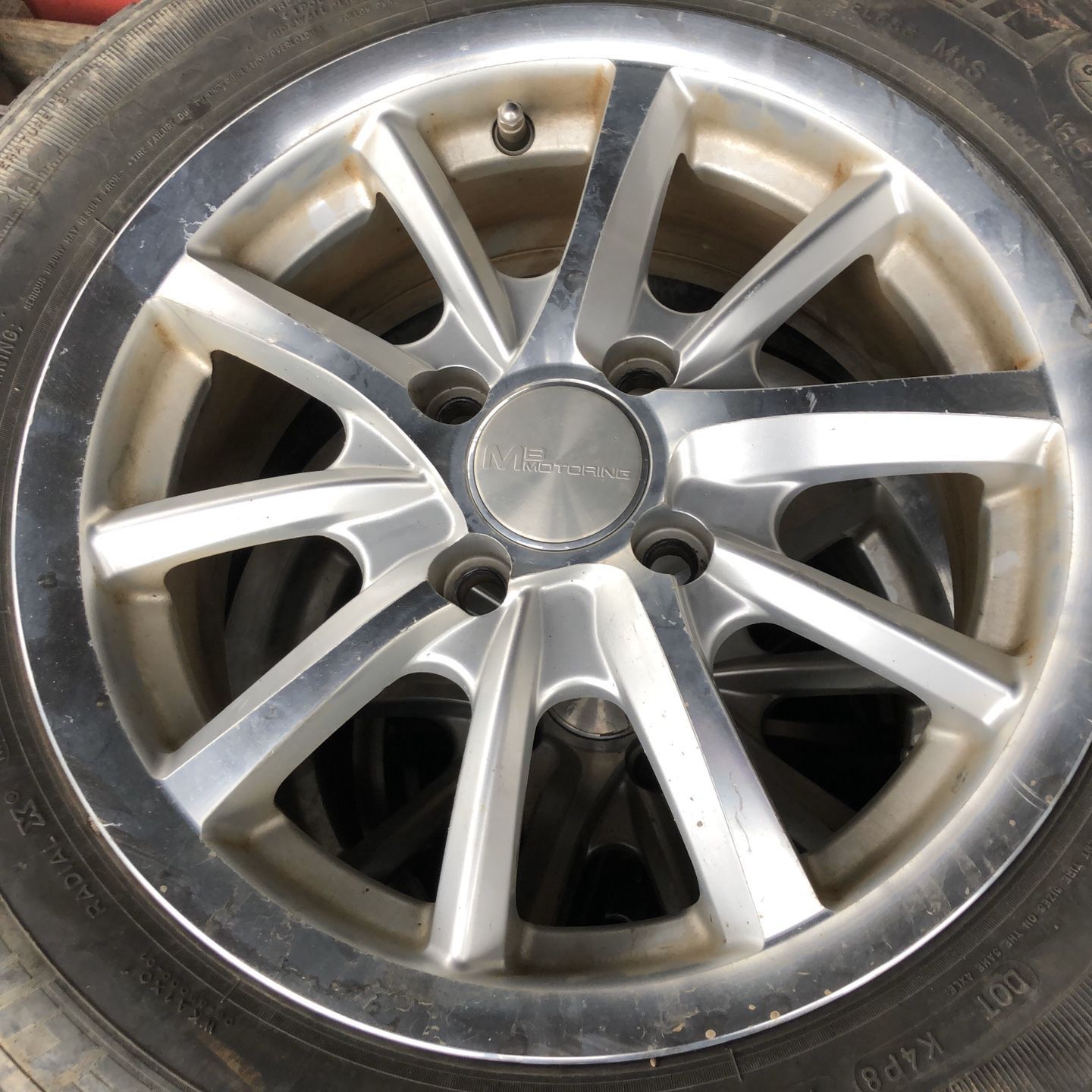 Two set s of tires onealumni Ap Aluminum Remsready to mount$ other set is 15 - 4lugs alumni rims ready to mount goommmmmmmmmmm