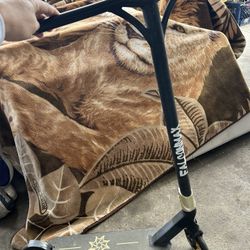 Falcon Max Trick Scooter