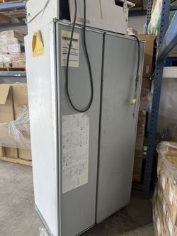 Sub Zero Refrigerator 642 /42’’