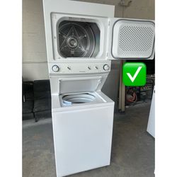 Washer and Dryer Stackable Frigidaire 27” (FREE DELIVERY & INSTALLATION) 2 months Warranty
