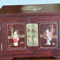 ORNATE ORIENTAL JEWELRY BOX - PICKUP ONLY / CASH ONLY