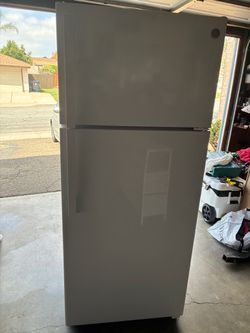 Refrigerator  18