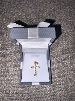 14k gold Cross pendant