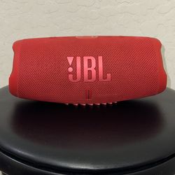 JBL Charge 5 Speaker 
