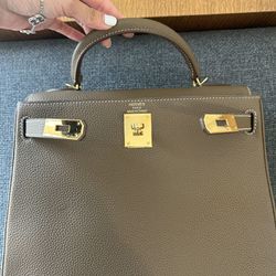 Hermes Kelly 28 Size Bag Leather Étoupe color crossbody Strap (Price $385)