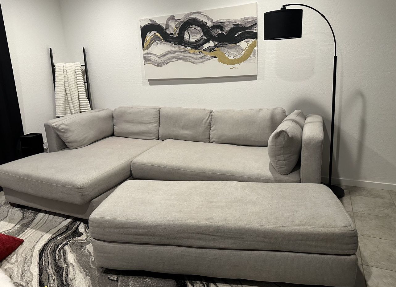 White Sectional Couch With Ottoman 