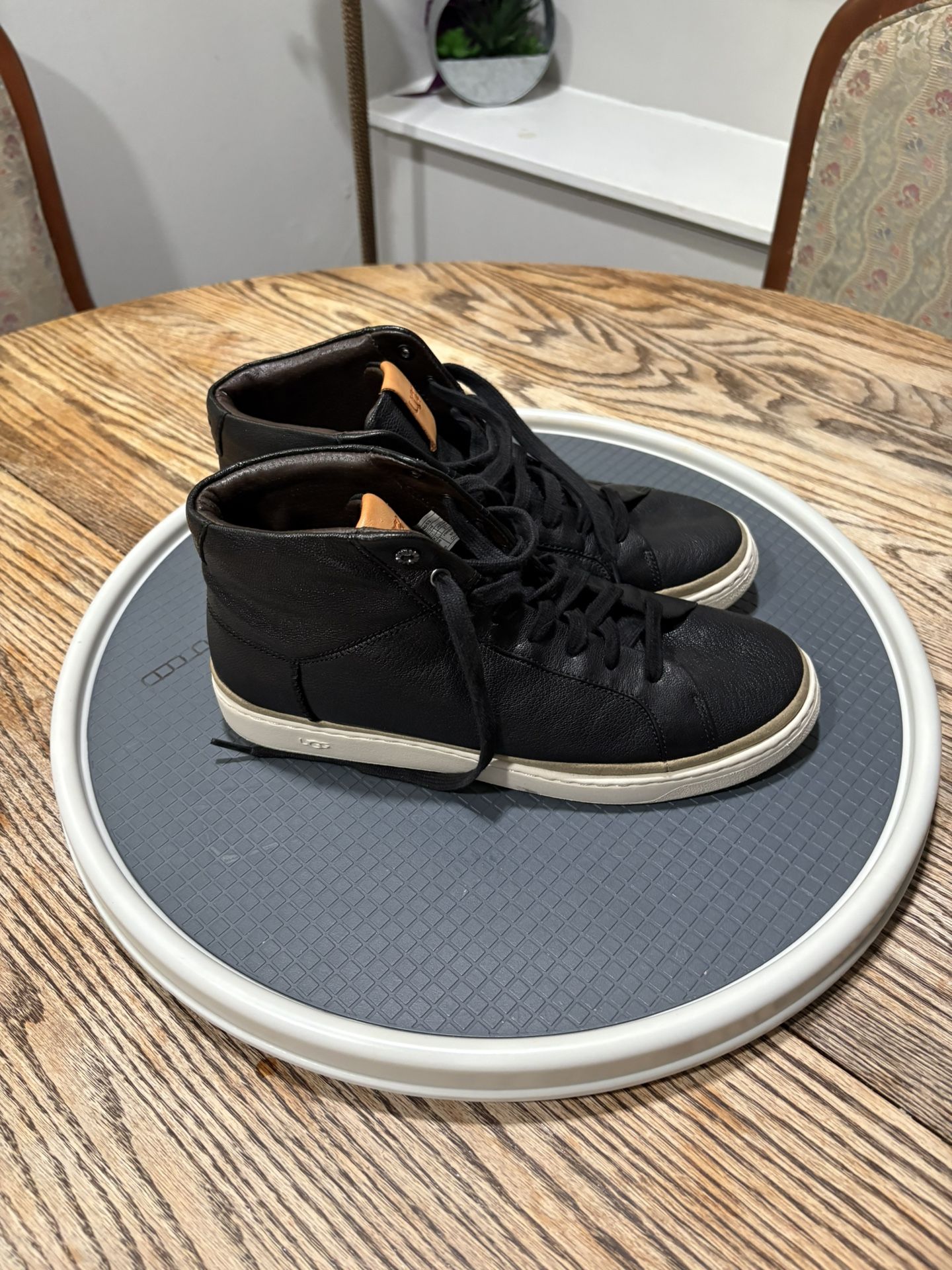 Uggs Casual Shoes