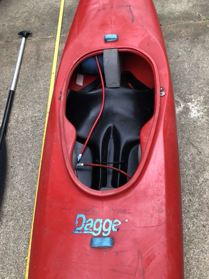 Dagger Crossfire 11’ Whitewater Kayak