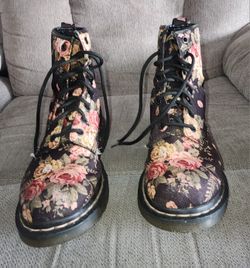 Doc MARTENS Floral