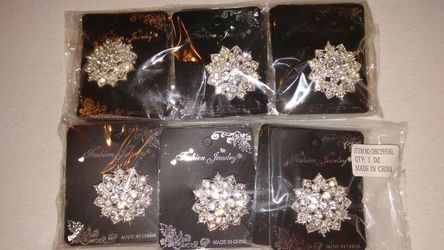 Women fancy pin