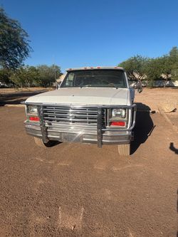 1985 Ford F-250 · XL