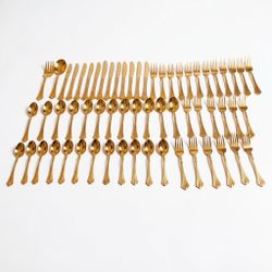 WM Rogers & Sons Golden Royal Plume 62 Pc Gold Electroplate Flatware Set China