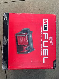 Milwaukee M18 FUEL 2 Gallon Compact Quiet Compressor Tool-Only