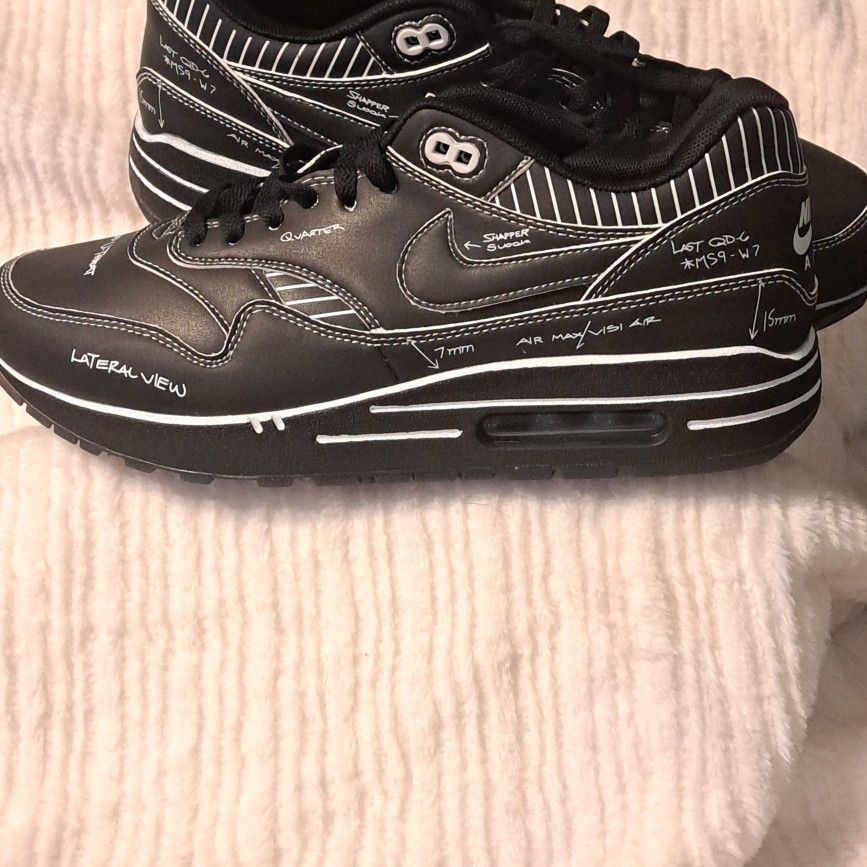 NEW! Nike Air Max 1 Sketch to Shelf RARE Black for Sale in Philadelphia, PA  - OfferUp