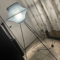 IKEA floor lamp- free
