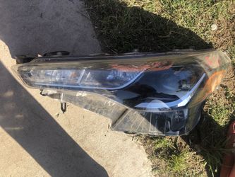 2022-2024 TOYOTA COROLLA CROSS LED LEFT SIDE OEM READ DESCRIPTION