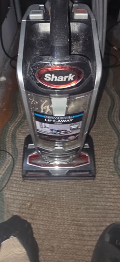 Shark Lift-Away Duo Clean