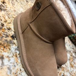 Uggs 11Y
