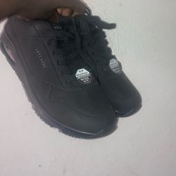 Skechers Work Shoes (used)