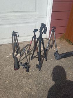Media tripod lot