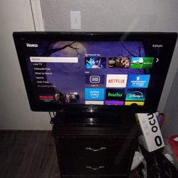 Panasonic TV With Roku Box And Remote 