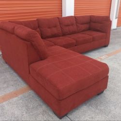 Sectional Couch Great Condition Super Clean And Comfy 