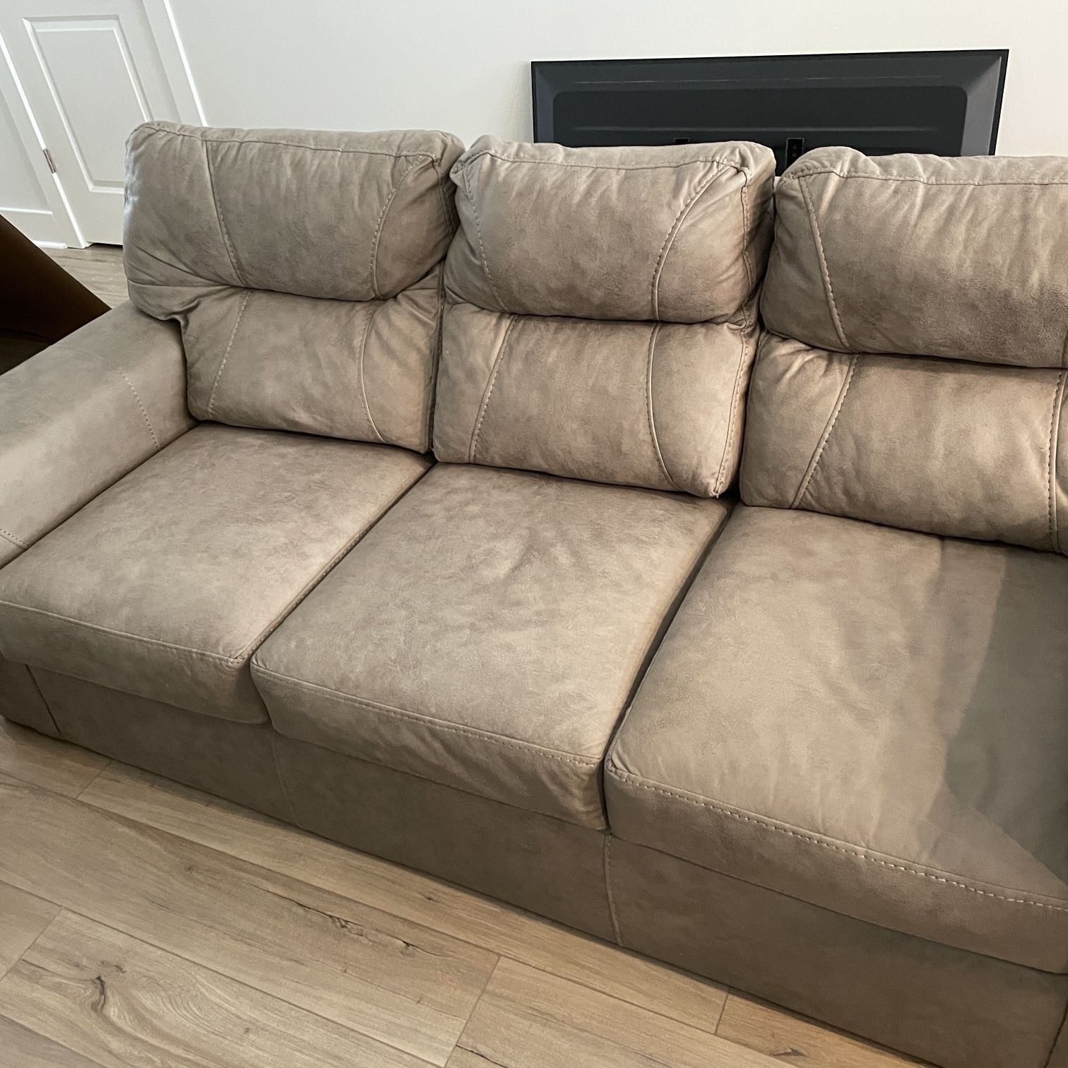 Lane home solutions hilltop pebble tan sofa deals