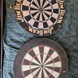 Darts Boards,one Traditional  With Wires