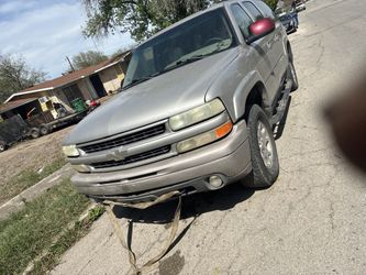 2004 Z71 Suburban PARTS