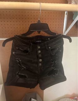 AE Black Shorts - Size 4