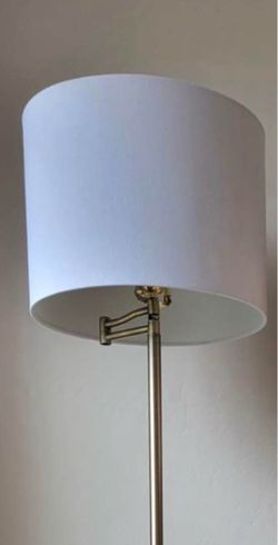 Metal swing arm Floor Lamps with Drum Shades