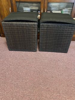 2 Bar Stools