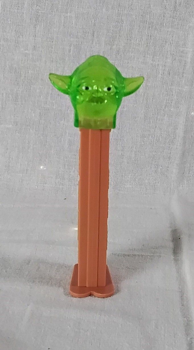 Star Wars Yoda Pez Candy Dispenser