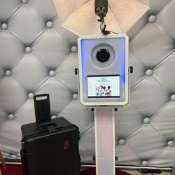 Prism Photo Booth 