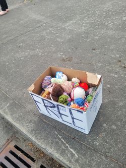 Free craft yarn PENDING