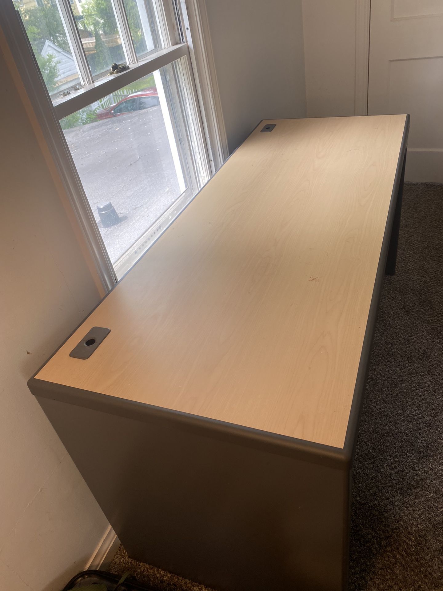 Long Steel And Premium Wood Desk For CHEAP