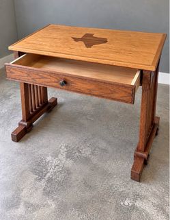 Mission Style Wooden Desk with Texas Inlay 🚚 DELIVERY AVAILABLE