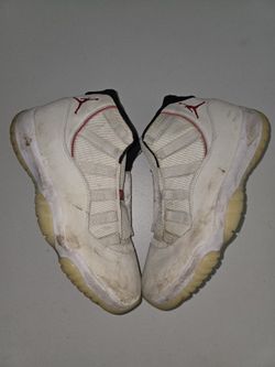 Jordan Retro 11 Platinum Tint Size 9.5