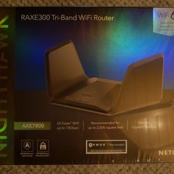 NETGEAR Nighthawk WiFi 6E Router (RAXE300)AXE7800 Tri-Band Wireless Gigabit Speed (Up to 7.8Gbps) |