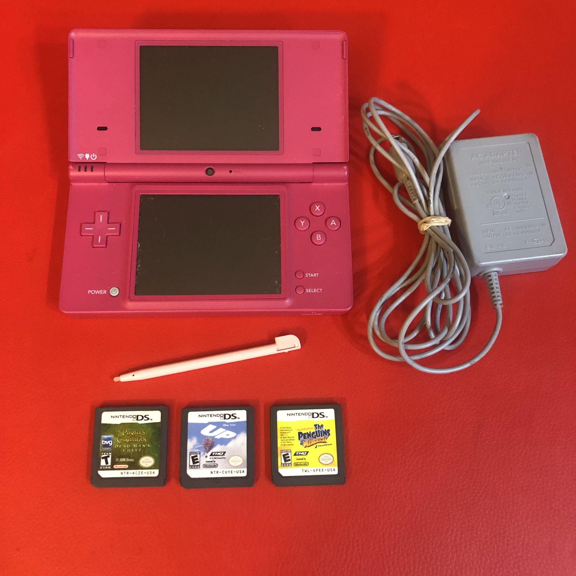 Nintendo DSi Console w/ 3 Games