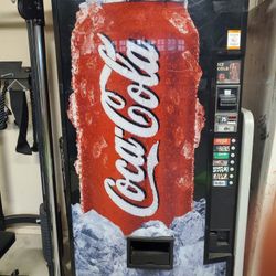 Coca Cola Vending Machine 