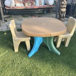 Step2 Table With 2 Chairs