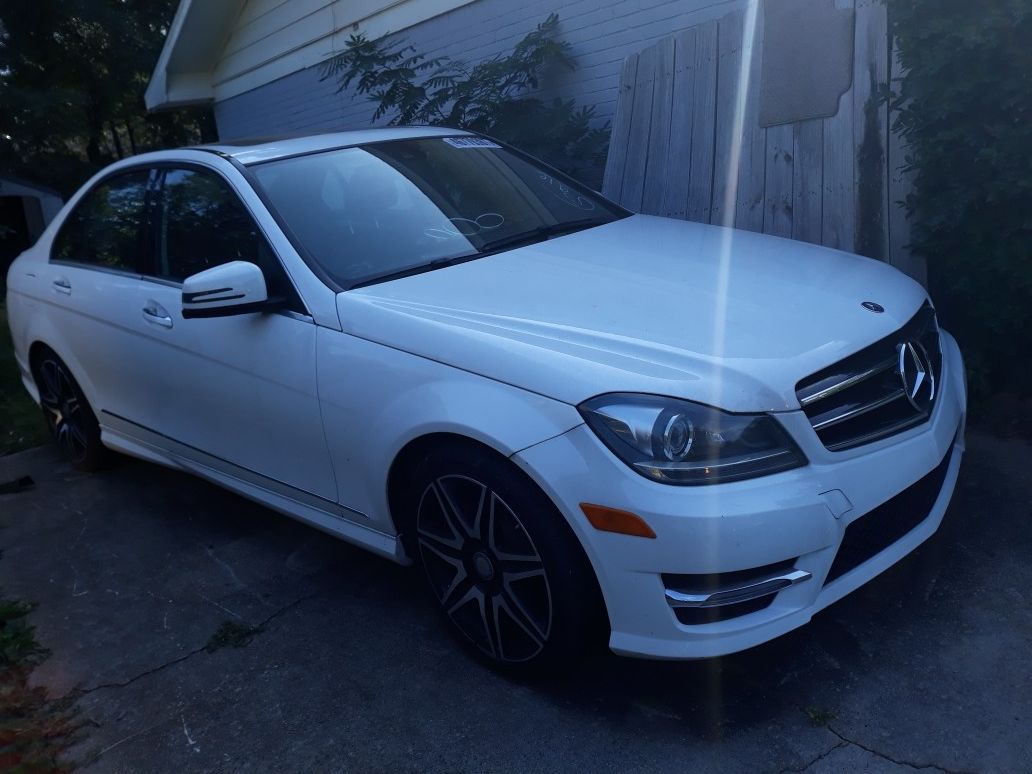 Benz C 250. 2014 part only