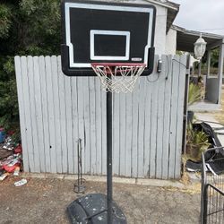 Basketball hoop