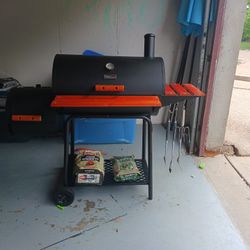 Royal Gourmet Grill Plus Smoker