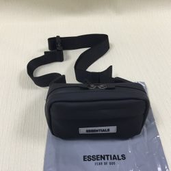 Men’s Essentials Sling Bag In Dark Slate/Stretch Limo/Black