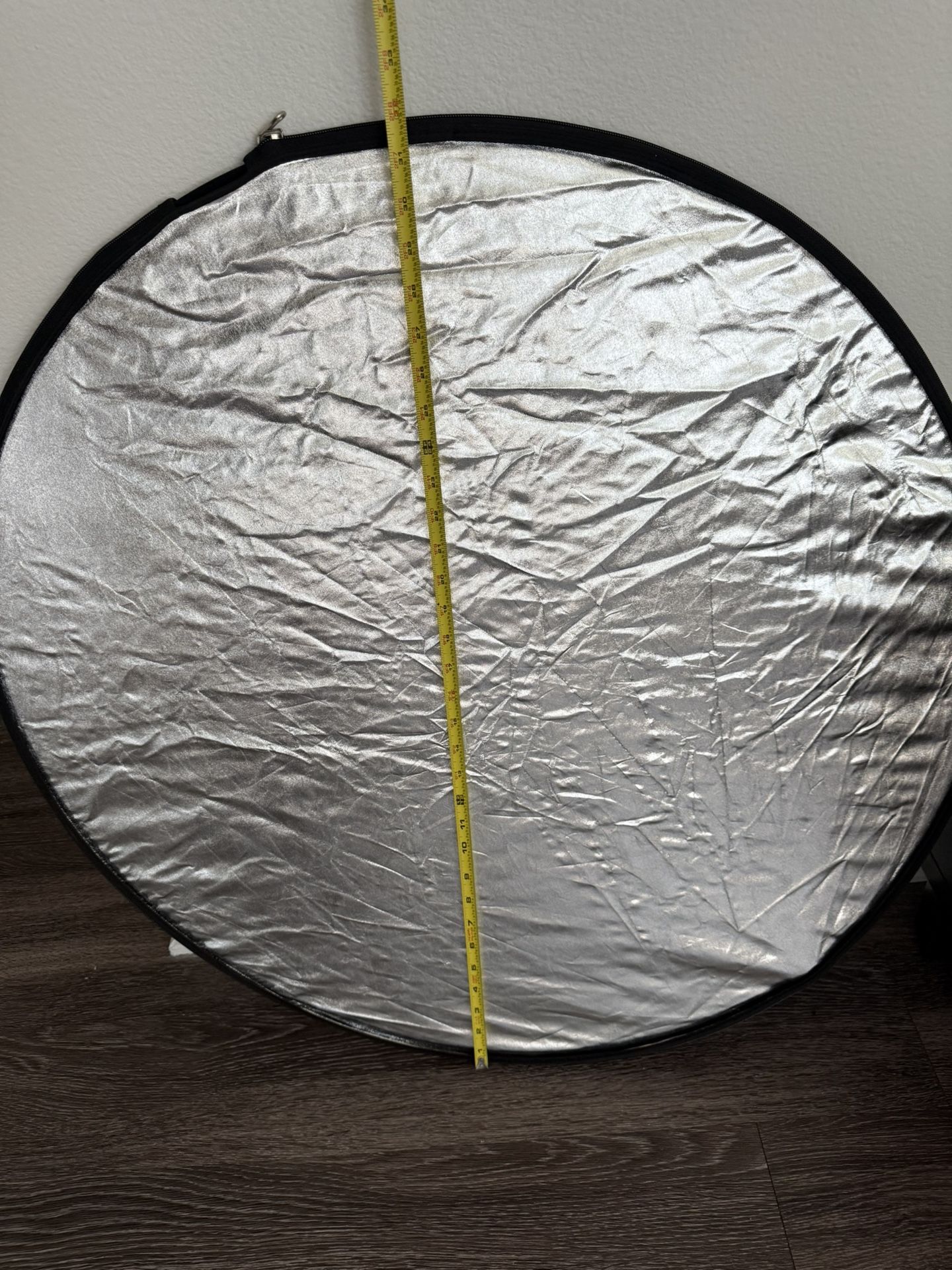 Promaster 32” Gold And Silver Reflector And Diffuser 