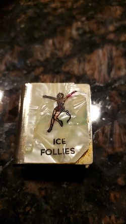 1950s ICE CAPADES SHOW TRINKET