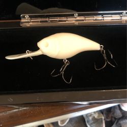 Plain Bass Lure