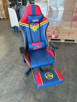 Clearance Gaming Chair With Footrest And Massage Function 